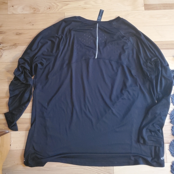 RBX 2x X-dri workout top! - Picture 2 of 6